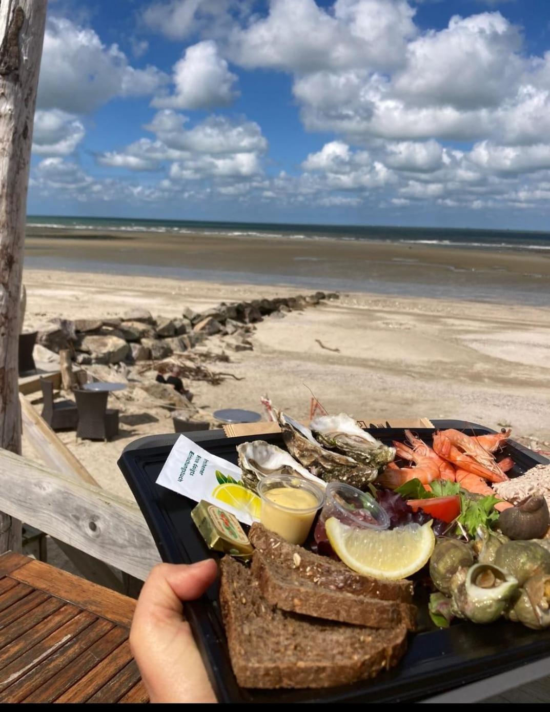 La Crevette Bed & Breakfast Вилервил Екстериор снимка